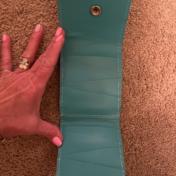 Dancing cactus small trifold wallet - Picture 3 of 3